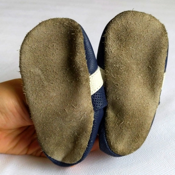 joe fresh soft sole leather baby slippers crib shoes 18-24 months - Picture 5 of 9